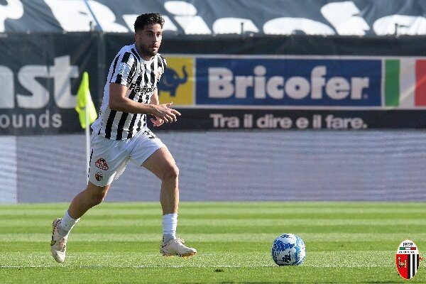 Mondiale U20: vince l’Uruguay. Medaglia d’argento per Giovane, in campo 90′.