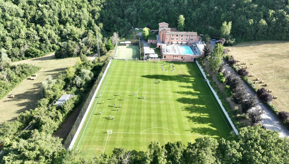 Sabato con la prima amichevole ufficiale termina il ritiro di Cascia. Nasce nel fermano un nuovo fan club.