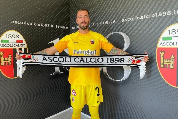 Prime parole di Emiliano Viviano: “Ascoli vive di calcio, trovo una squadra con tanta qualità”.