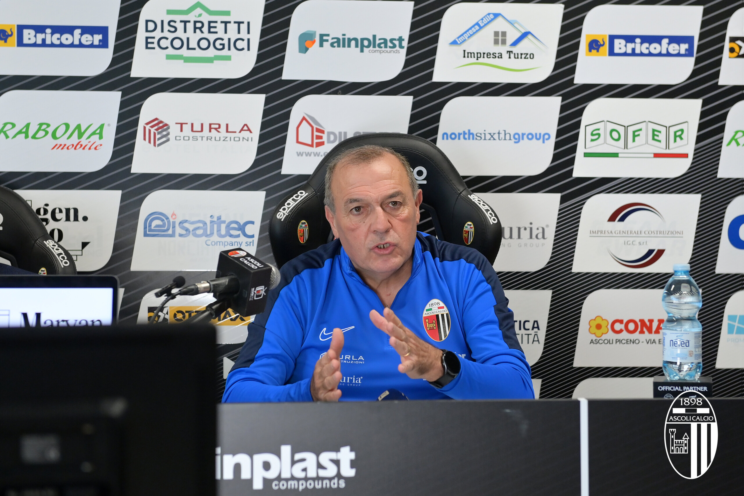 Pregara Mister Castori: “Domani più attenzione e concentrazione. Bellusci e Nestorovski recuperi importanti”.