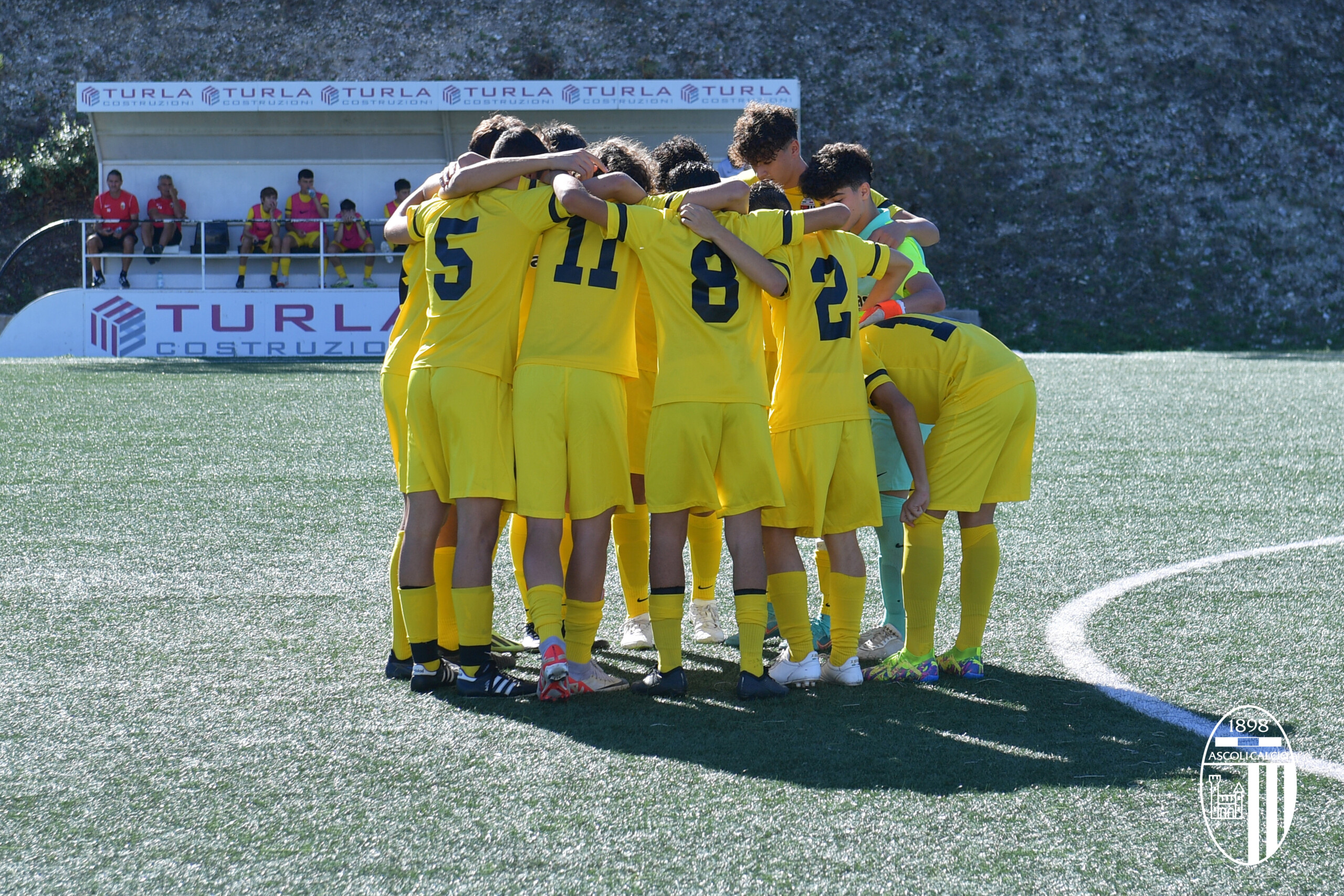 Ascoli Calcio e solidarietà: Under 15 e 16 serviranno i pasti caldi alla Zarepta.