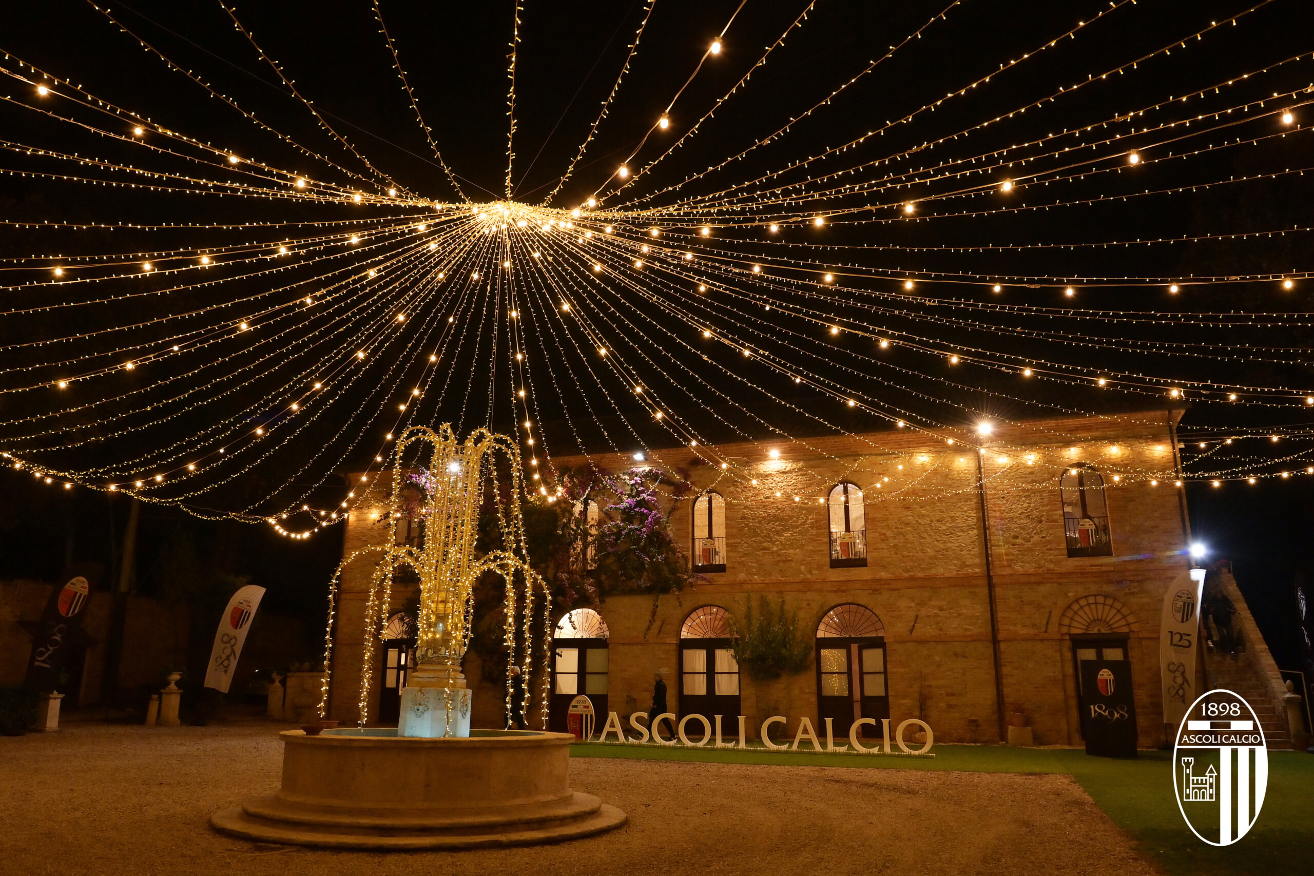 Ieri sera la cena di Natale dell’Ascoli a Villa Nicolai.