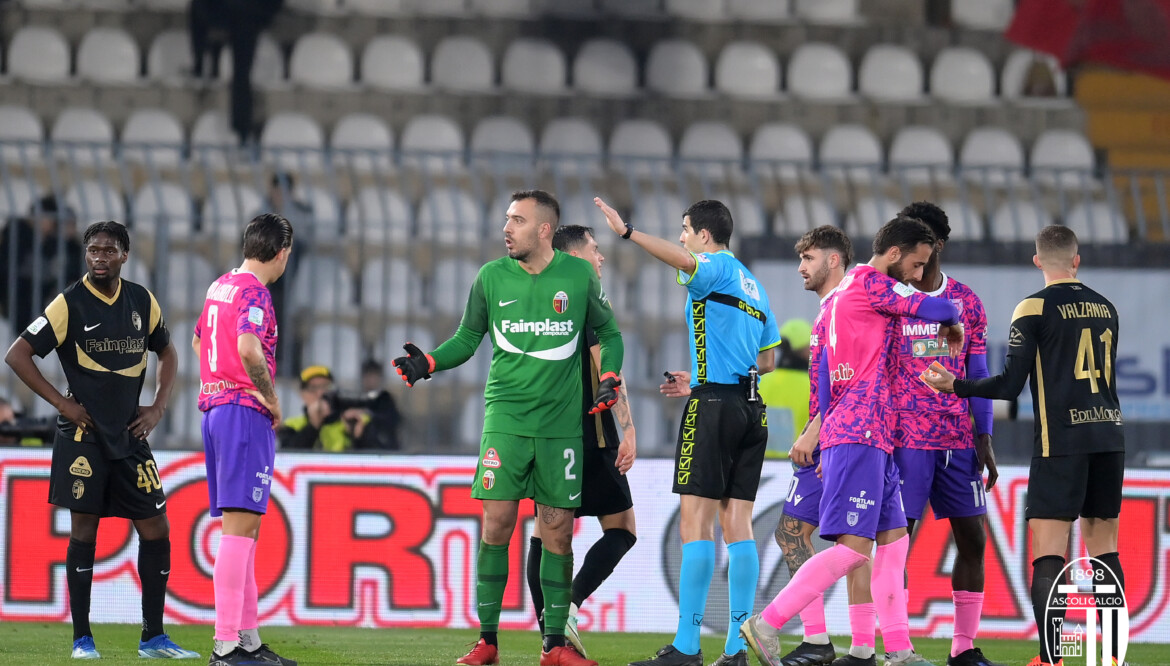 Giudice Sportivo: un turno di stop per Di Tacchio e Viviano.