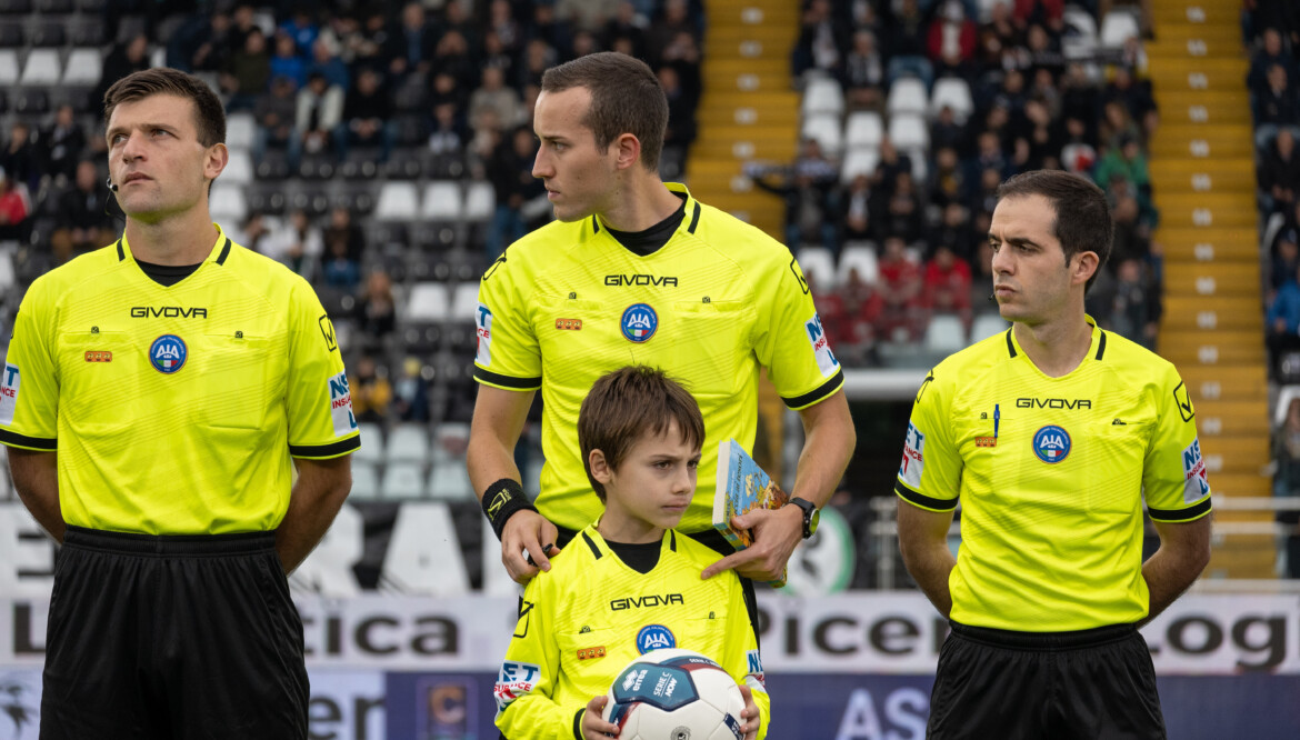 15^ giornata: 1′ di silenzio per le vittime della strada.